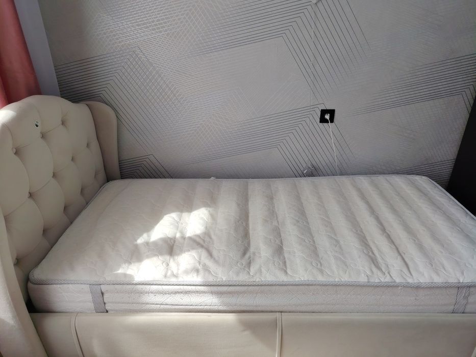 Продам   кровати