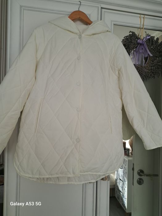 Geaca de fas alba de primavara