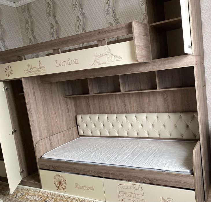 Продается двухъярусная кровать! Детский!!!