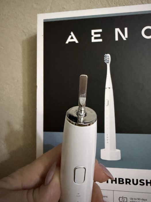 Periuță de dinți electrică Aeno
