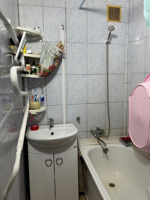 Продам квартиру 5 эатаж из 5