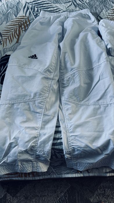 Продается вещи для тхэквандо