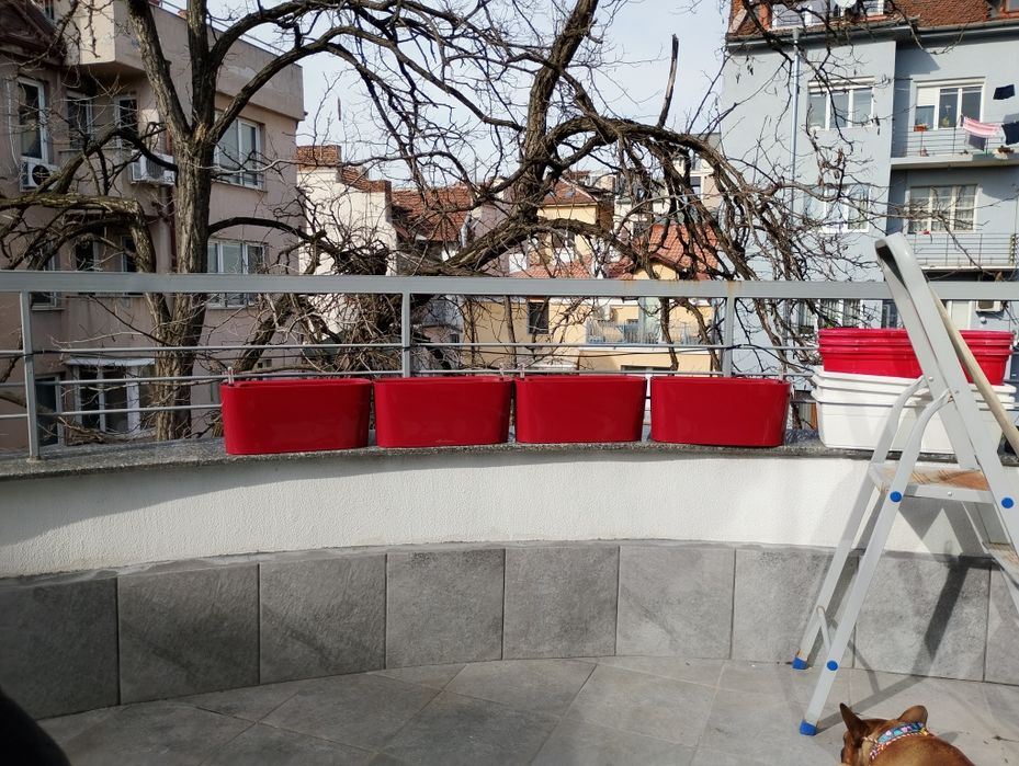 Саксии с напоителна система Lechuza