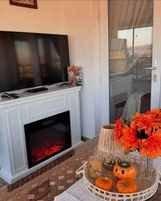 Нов смарт телевизор 24 месеца гаранция