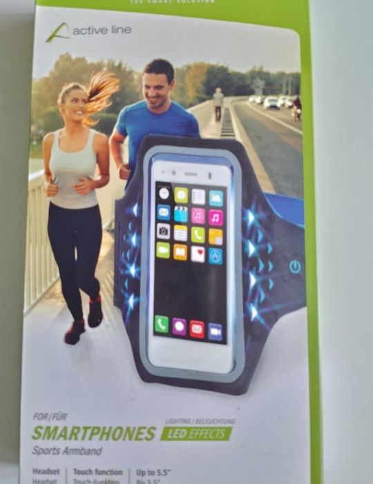 Vând husa alergare pentru telefon,5.5" cu funcție Smart,noua, calitate