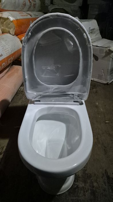 Унитаз детский новый продам.