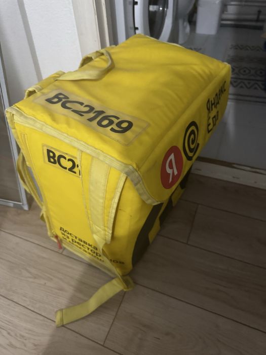 Продам яндекс термосумку для доставки!