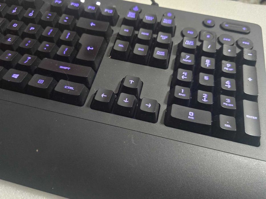 Tastatura Gaming Logitech G213 Prodigy, RGB, Lightsync, Rezistenta la Lichide, Layout US, USB