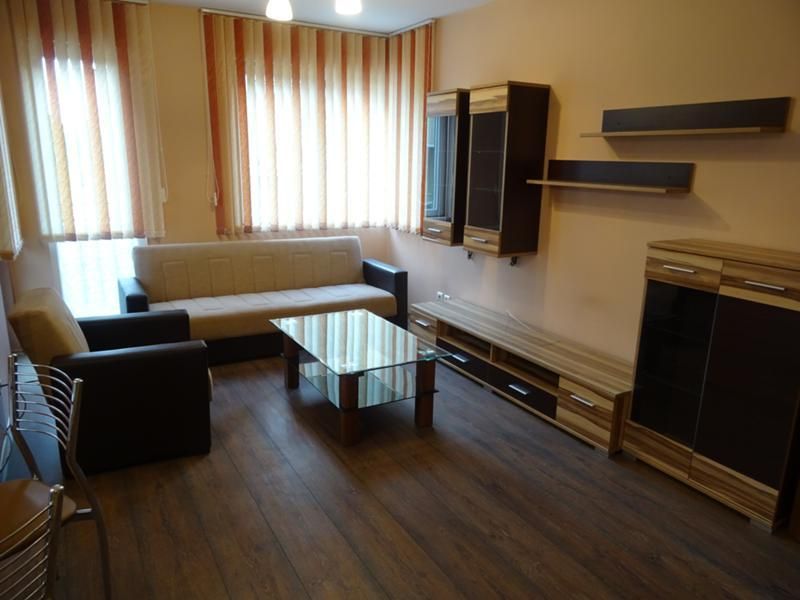 Дава се под наем Тристаен апартамент в София, Редута - 100 кв.м за 697.17 € - Снимка #2