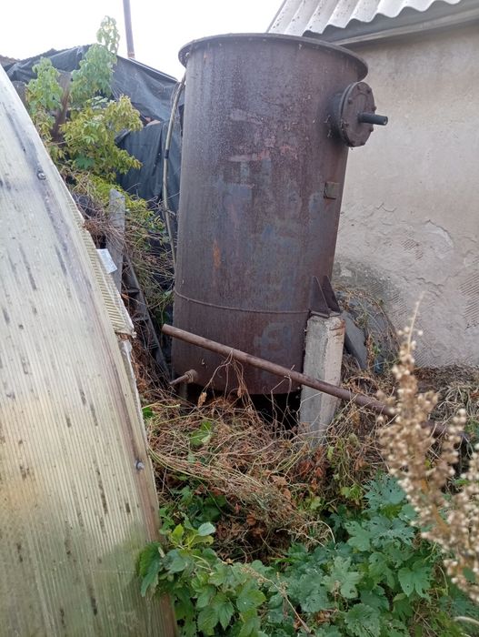 Ёмкость бочка в хорошем состоянии