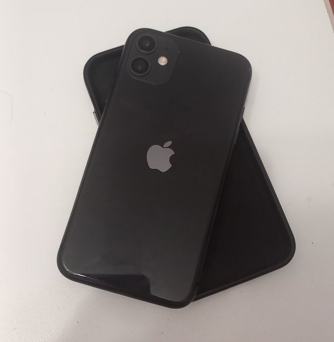 Продам айфон 11 хороший