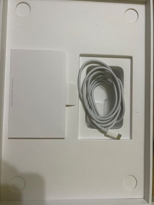 Лаптоп Apple 13.3" MacBook Air, 8GB, 256GB, Gold