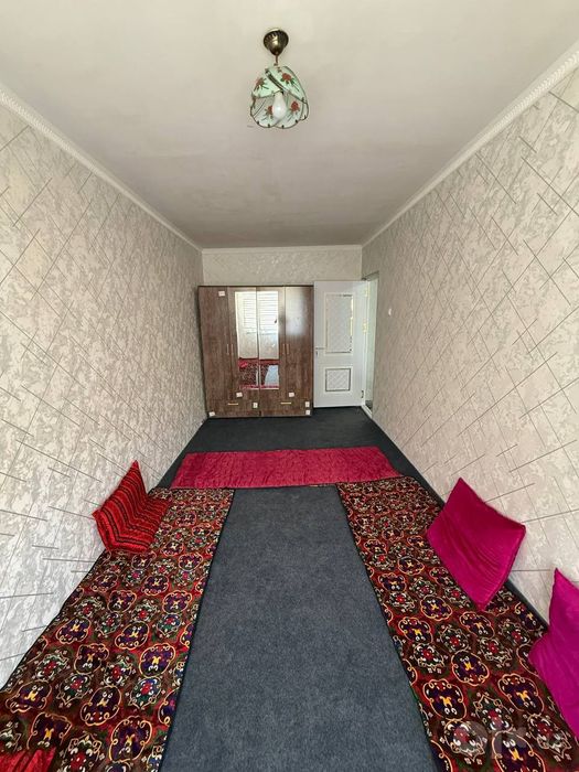 Zudlik bilan fargona shaxar frunze masifda 2xonali kv ijaraga beriladi