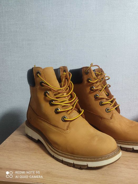 Продам , ботинки