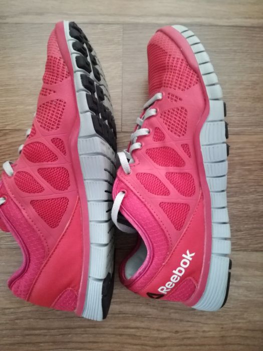 Reebok оригинални дамски маратонки