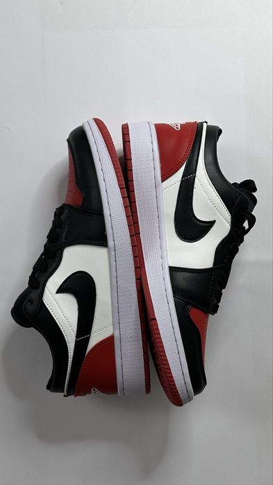 Nike Air Jordan 1 Low "Bred Toe"