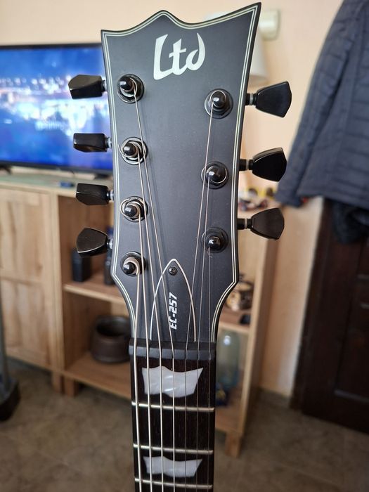 7 струнна китара ESP LTD EC-257