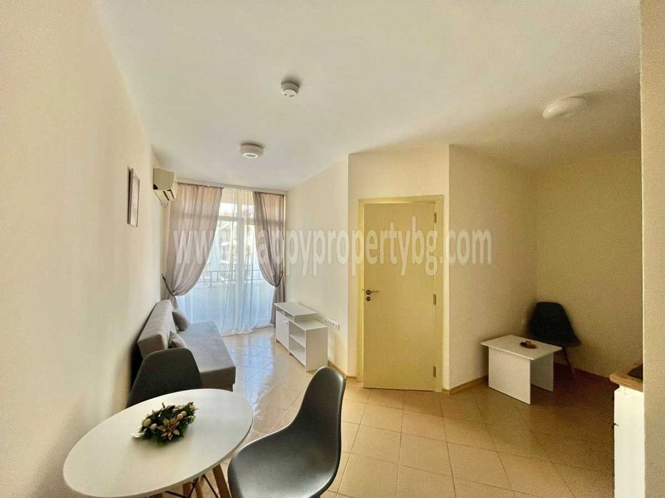 Продава се Двустаен апартамент в к.к. Слънчев бряг - 52 кв.м за 1133 €/кв.м - Снимка #4