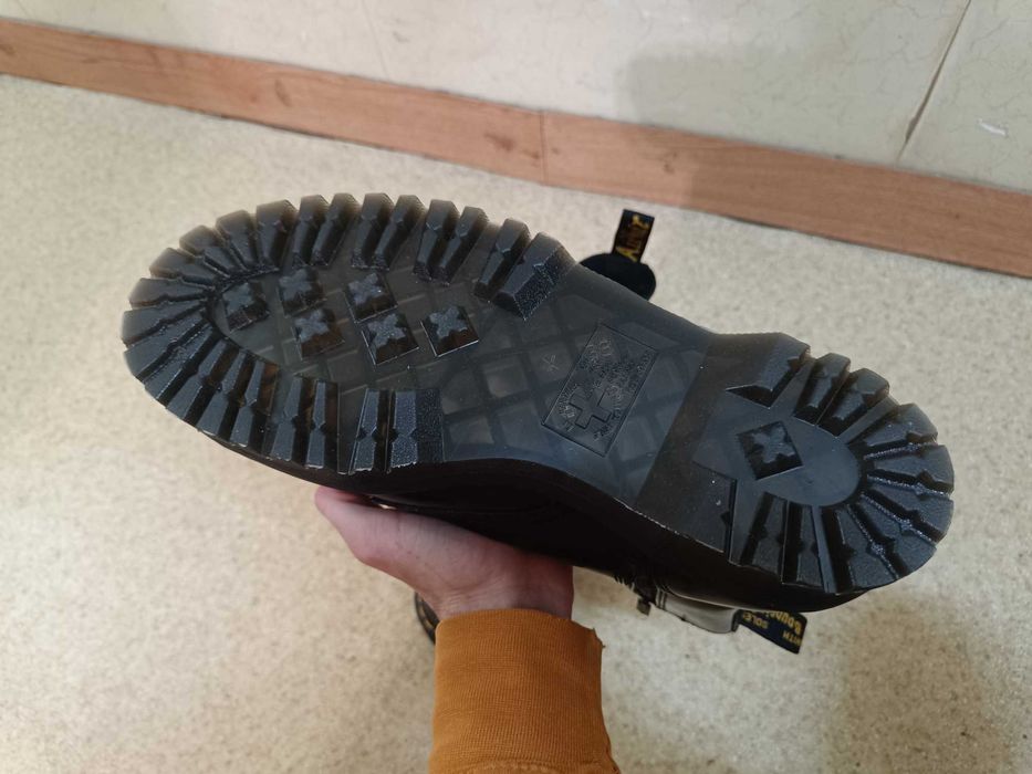 Кубинки Dr. Martens Air Wair 43 номер НОВИ