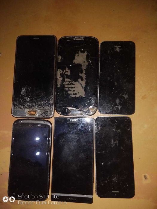 телефон кнопочный