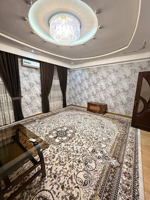 Срочно продаётся 2 х комнатная люкс квартира