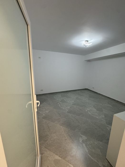 Inchiriez spatiu pentru birou sau depozitare