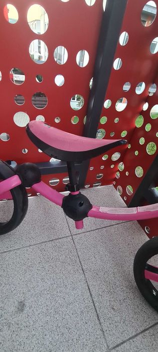 Biciclete fetite cu 2 roti Fisher Price