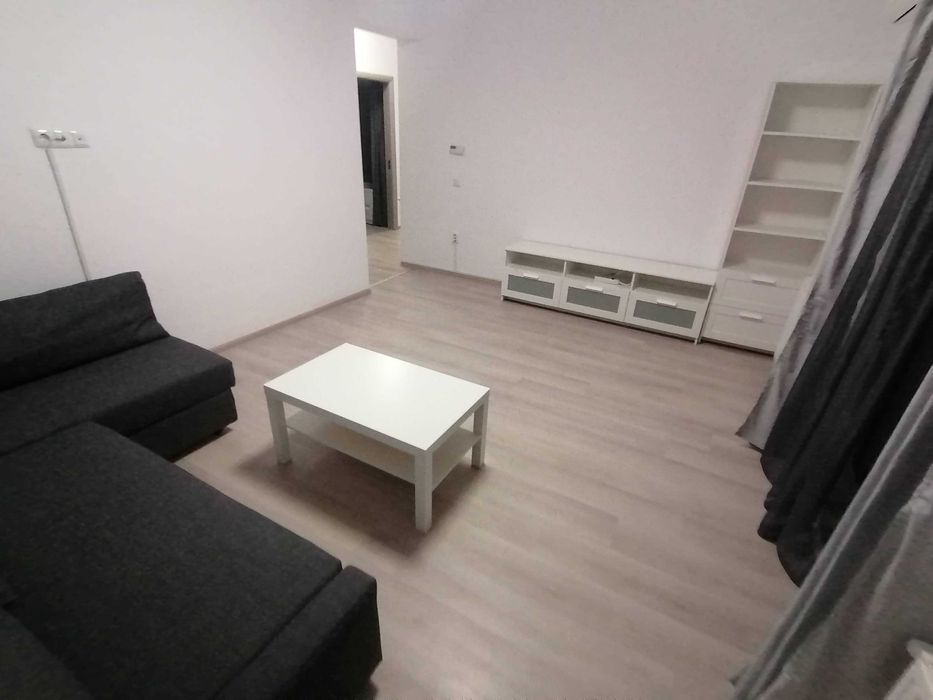 Inchiriez apartament 3 camere, decomandat, 2 bai, mobilat ,Bloc (2024)