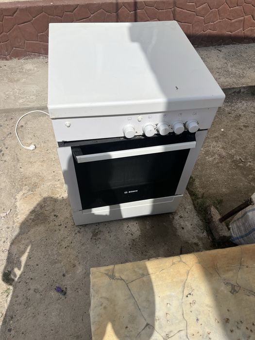 Продам газовую плиту