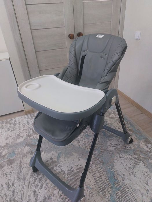 Детское стулия для кормление