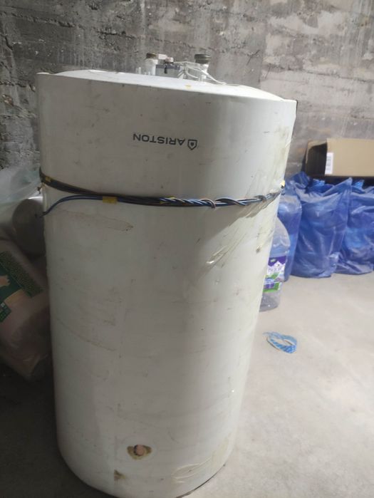 Ariston sotiladi srochno