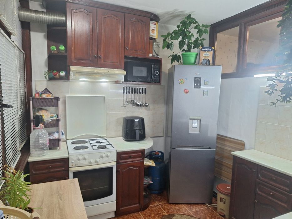 Продава се Тристаен апартамент в Нова Загора - 74 кв.м за 548 €/кв.м - Снимка #3