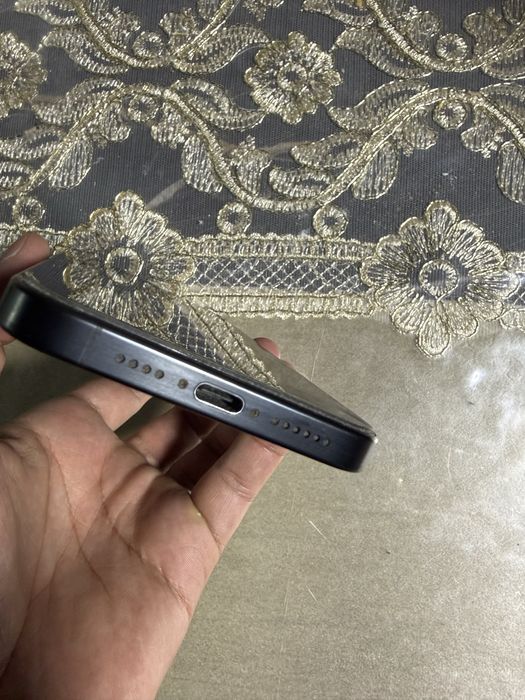 Iphone 15 pro max 256 гб ёмкость 90%