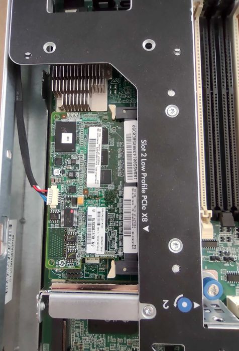 Сървър HPE DL160 G8 2*Xeon Е5-2620 6C 2.4GHz 16GB P420/1GB