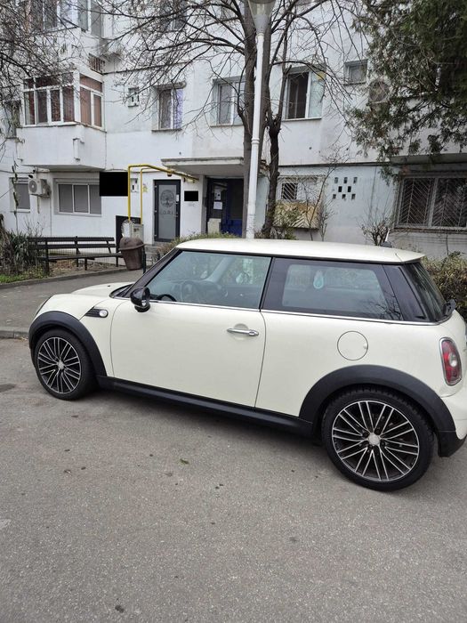 Vând Mini Cooper 1.4 Benzina
