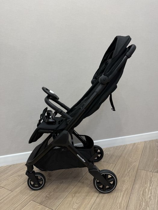 Продаю НОВУЮ easywalker jackey 2