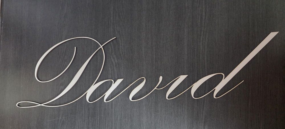 Nume gravat/decoratiune