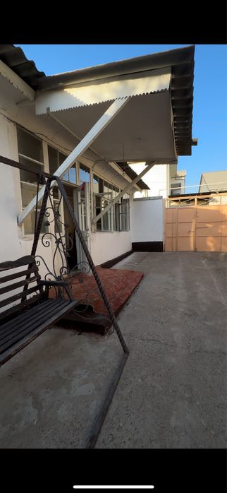 Уй сотилади 5,5 сотых срочно нарх келишилади Тошкент вилояти бука