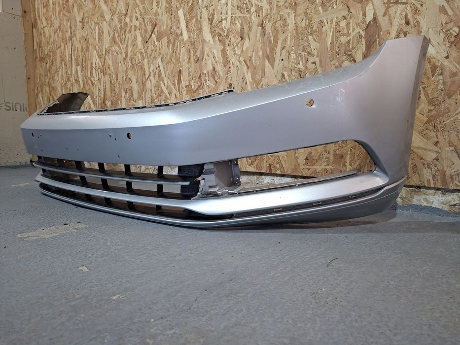 Bara fata VW Passat B8 an 2015-2019