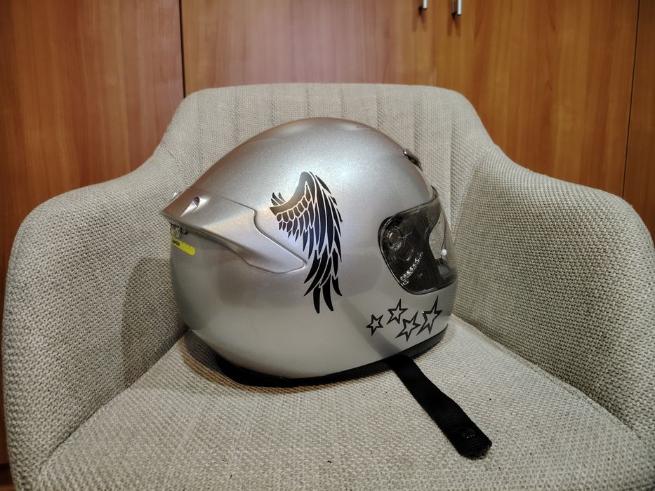 Каска за мотор SHOEI