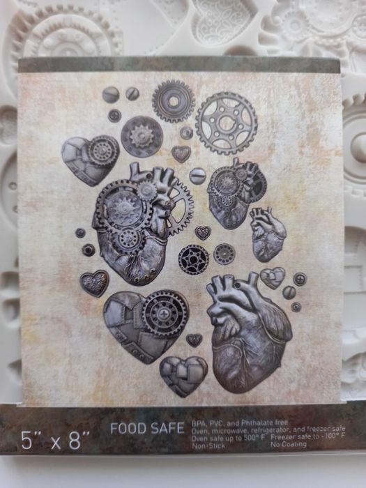 Силиконов молд "Steampunk hearts"