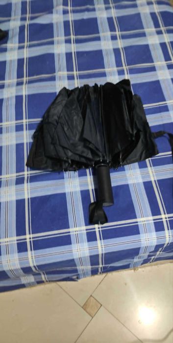 Vand umbrela unisex rabatabila noua
