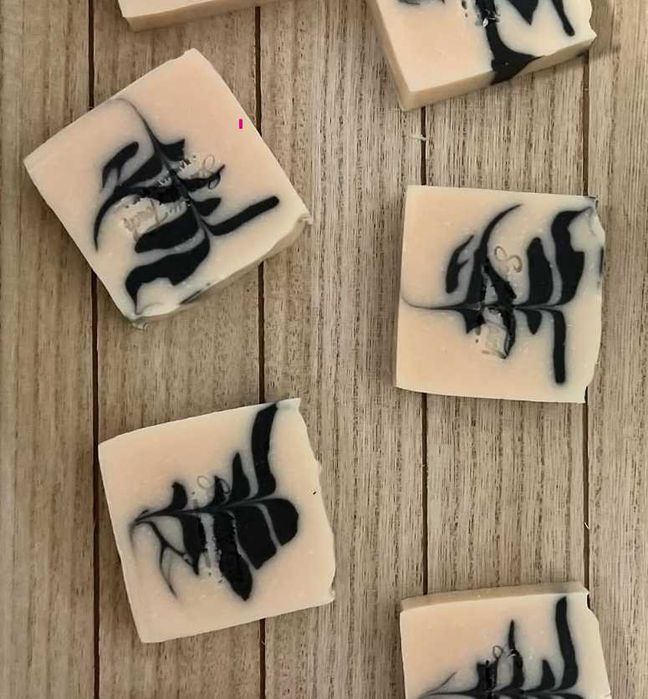 Săpunuri naturale handmade – pentru piele, suflet și ritual