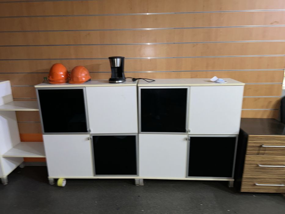 Продам офисную мебель б/у