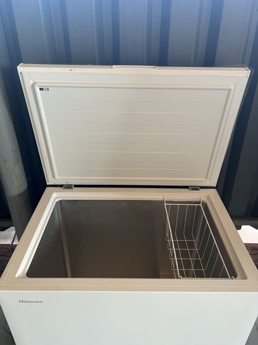 Морозильник Hisense