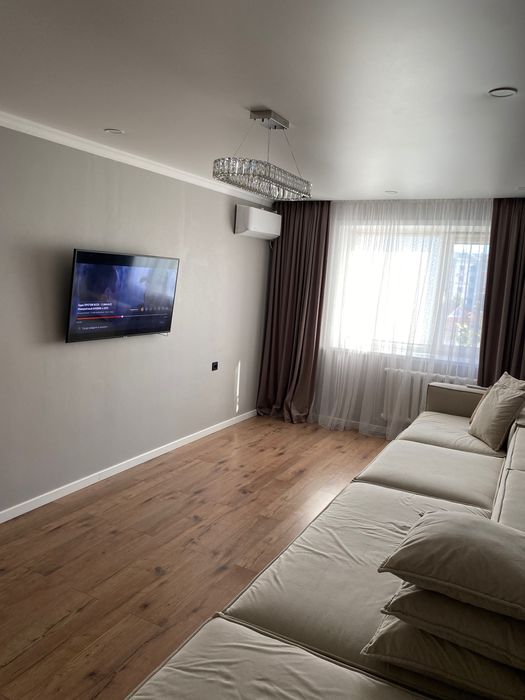 Продам трёхкомнатную квартиру