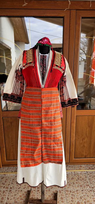 Македонска носия