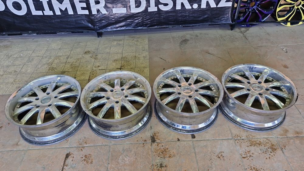 Продам Диски от Ланд Крузер