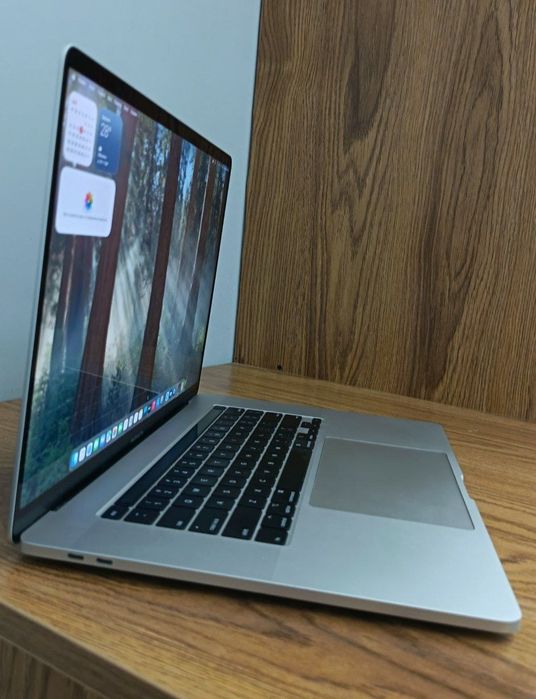 Macbook Pro 2019 16 inch cpu i9 ram 16 gb ssd 1 tb