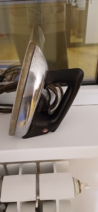 Утюг электрический